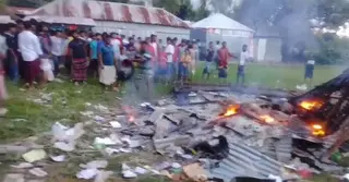 পাবনায় শিশুকে ধর্ষণচেষ্টার অভিযোগে আটক বৃদ্ধ